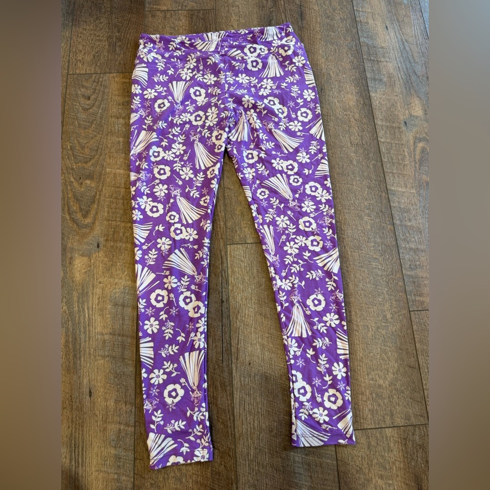New LuLaRoe Women Leggings Purple Sleeping Beauty, Disney Size TC